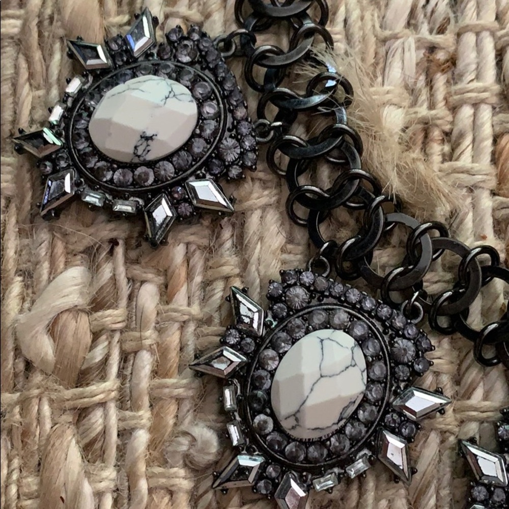BaubleBar statement necklace - Picture 4 of 5